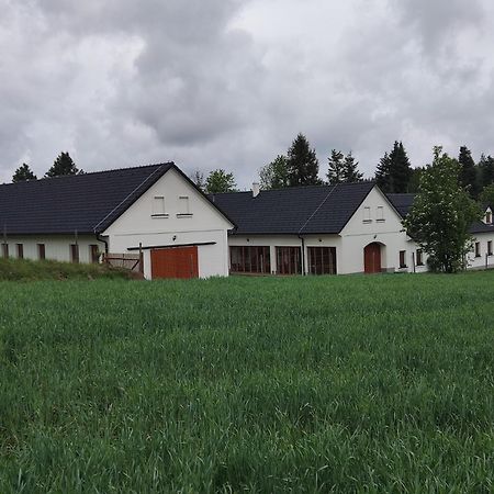 Matejovec 109 & Ubytovani Na Statku Cesky Rudolec Exterior photo